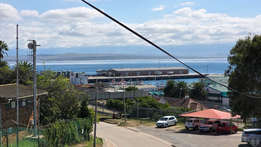 2 Bedroom Property for Sale in Mossel Bay Central Western Cape
